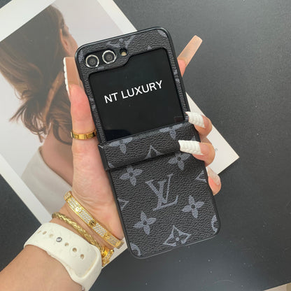 Coque Samsung motifs floraux traditionnels pour la série Z-Flip