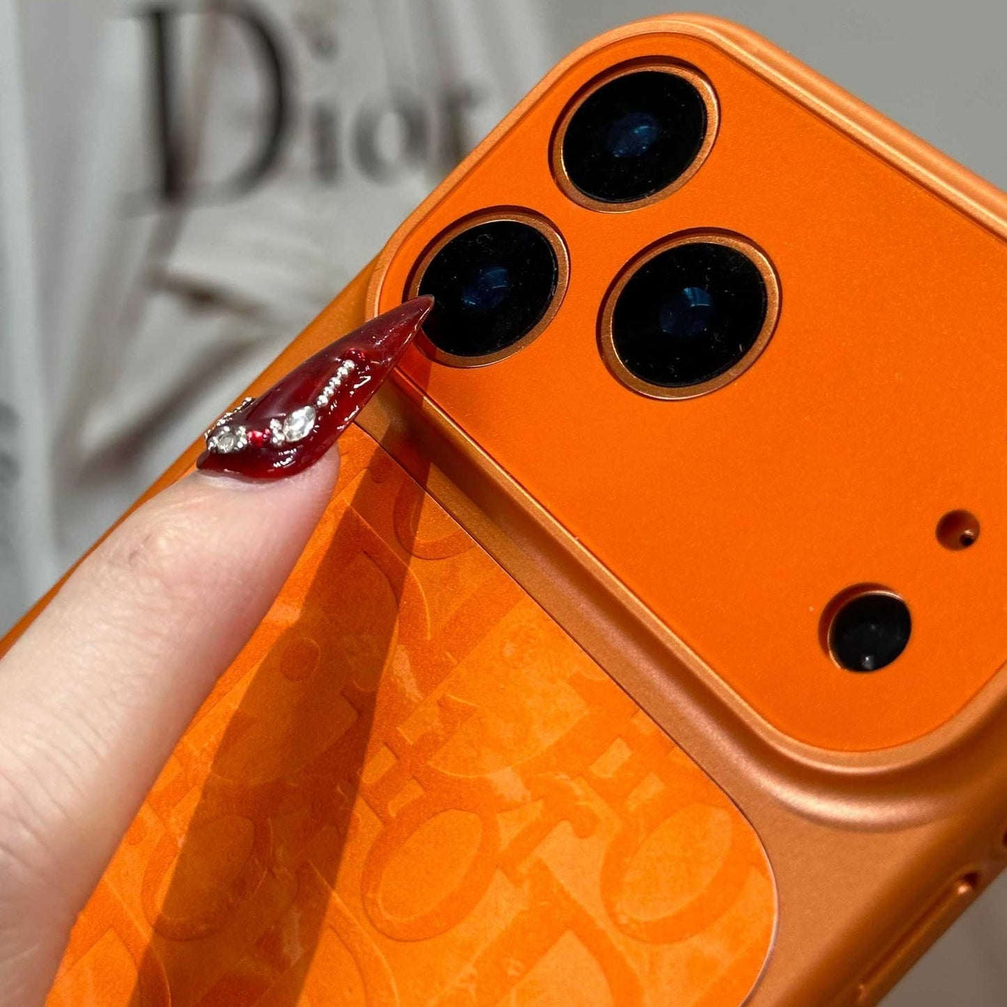 Orangensaft-Handyhülle im ausgefallenen Design