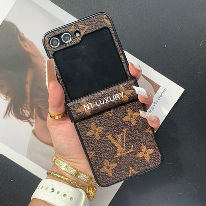 Coque Samsung motifs floraux traditionnels pour la série Z-Flip