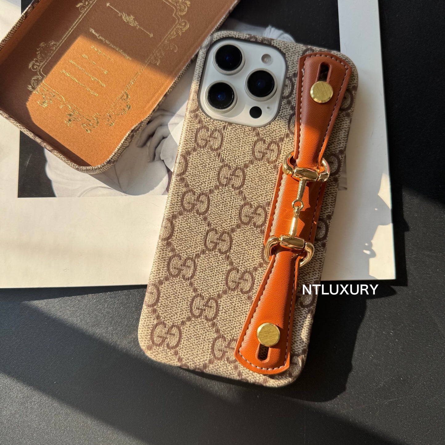Concevez vous-même la bande de ceinture pour iPhone