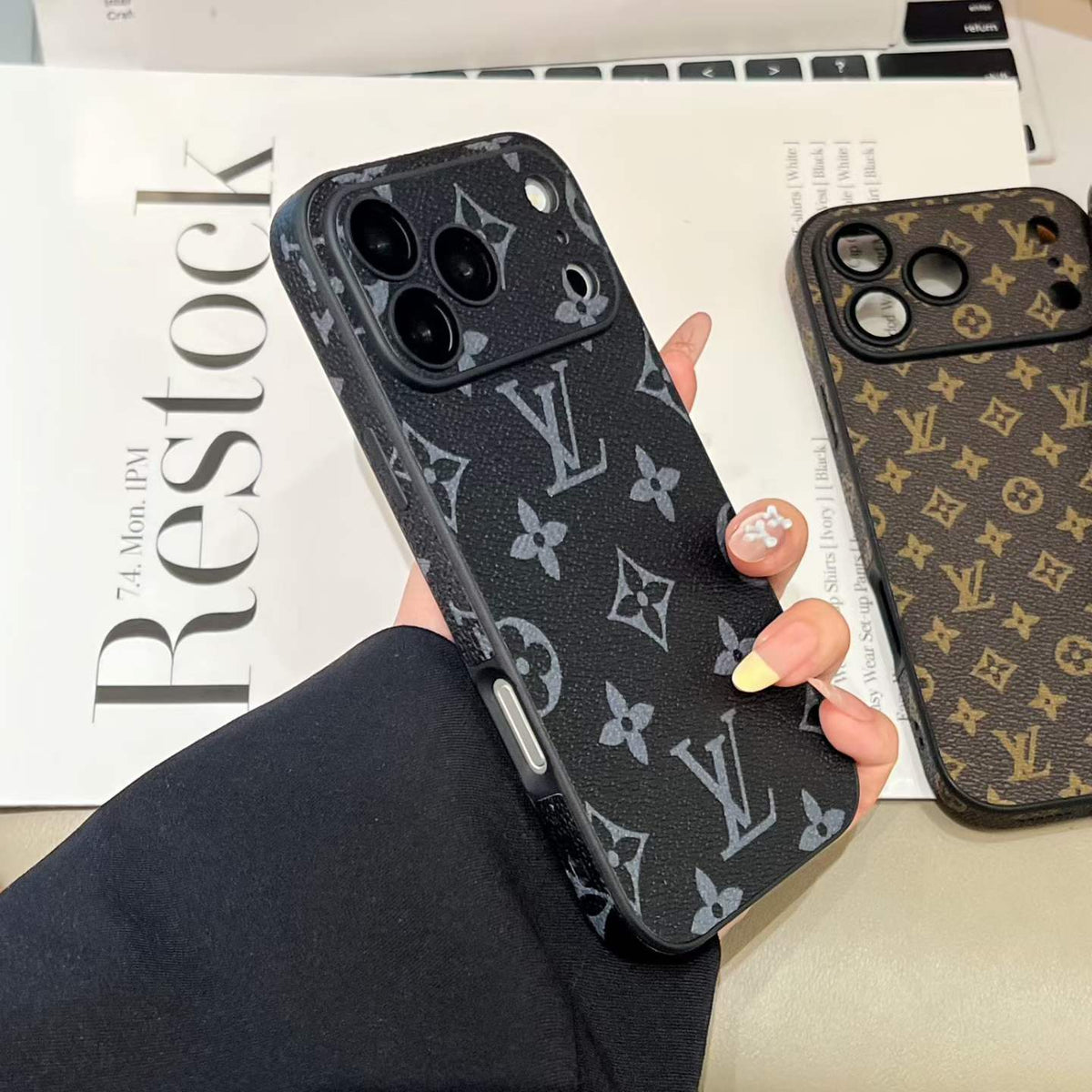 Traditional Love With Camera Protection