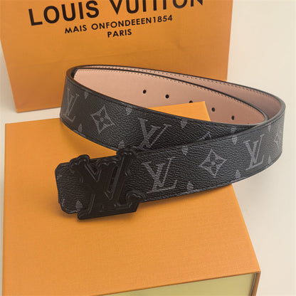Horizontal Textured Buckle Belt (Black Pattern)