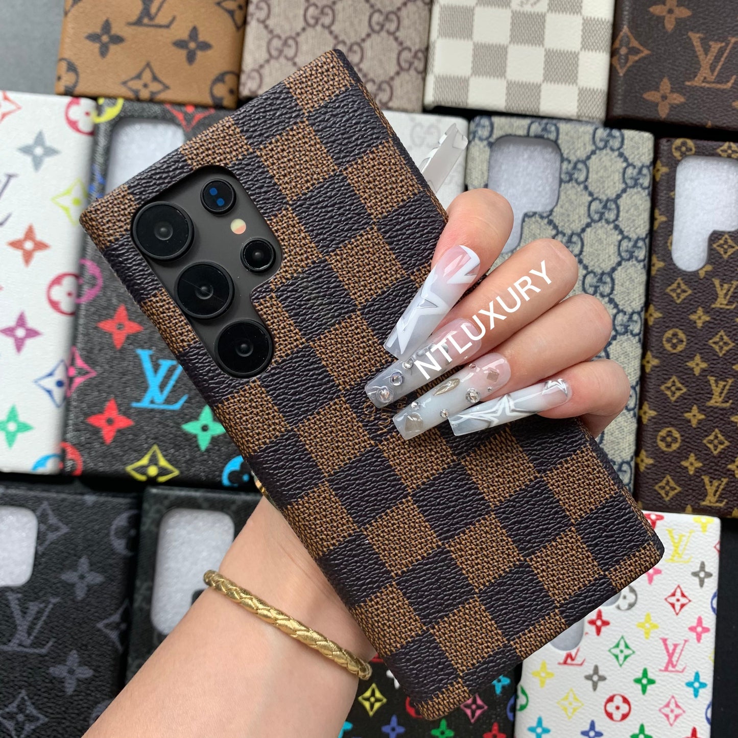 Traditional Love Samsung Case (Brown Latticed)
