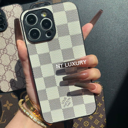 Traditional Phone Case with Camera Protection (White Latticed)