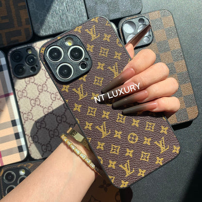 Coque de téléphone classique avec protection d'appareil photo (Petit Amour)