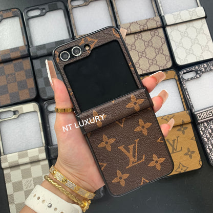 Coque Samsung motifs floraux traditionnels pour la série Z-Flip