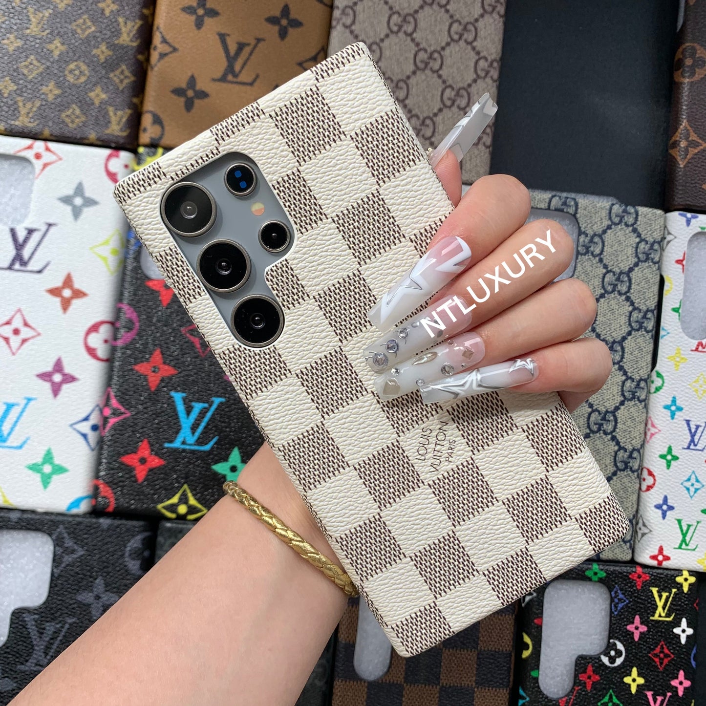 Traditional Love Samsung Case (White Latticed)