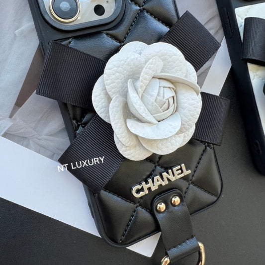 Coque Samsung Fille Déco Fleurie Avec Chaîne