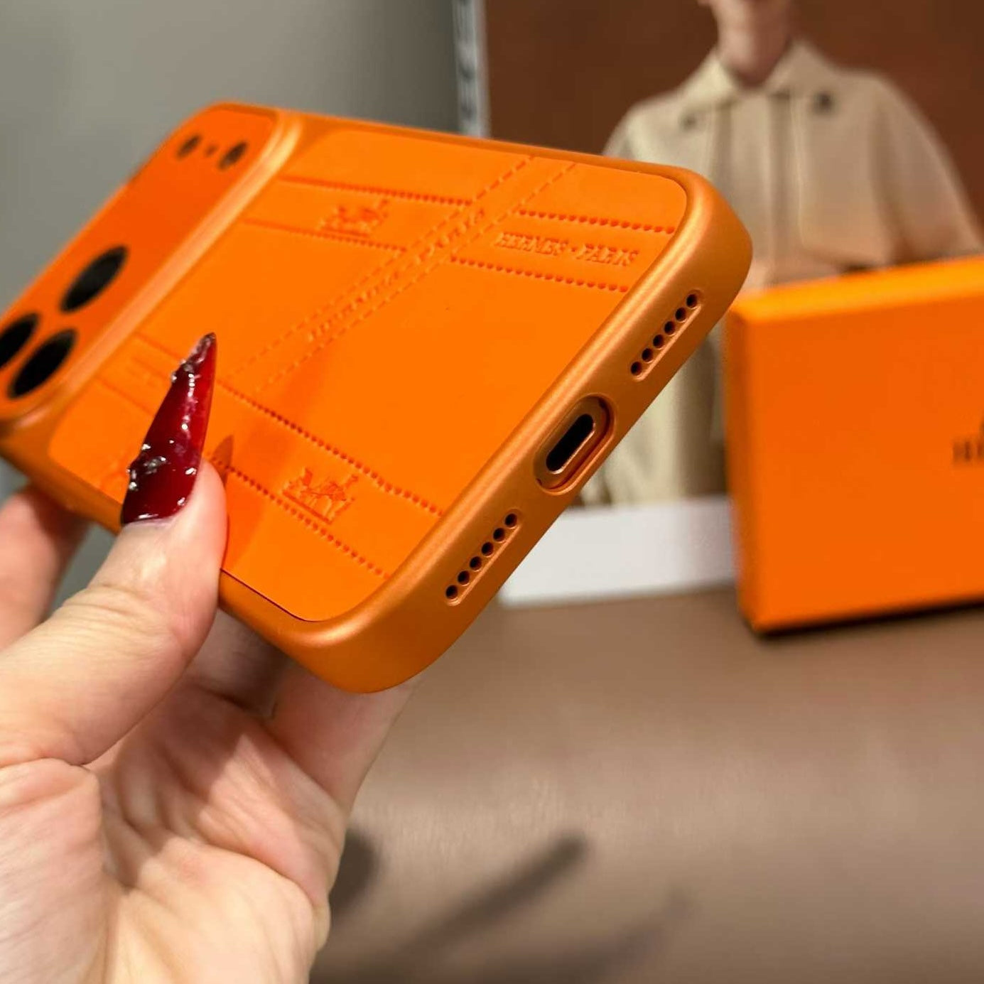 Orangensaft-Handyhülle im ausgefallenen Design