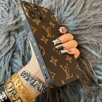 Coque de téléphone « Amour traditionnel » avec protection d'objectif photo