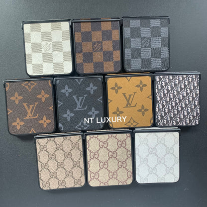 Coque Samsung motifs floraux traditionnels pour la série Z-Flip