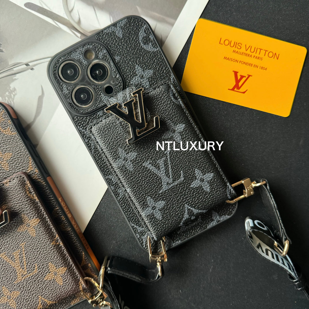 Coque de Téléphone Catch Love pour iPhone avec Portefeuille et Bande (Ensemble de 3)