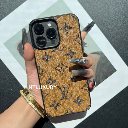 Traditional Love Phone Case (Yellow)