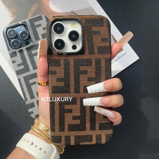 Coque iPhone motif floral fantaisie