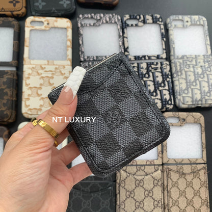 Vintage Floral Case For Z-Flip Series with Pocket (Black Latticed)