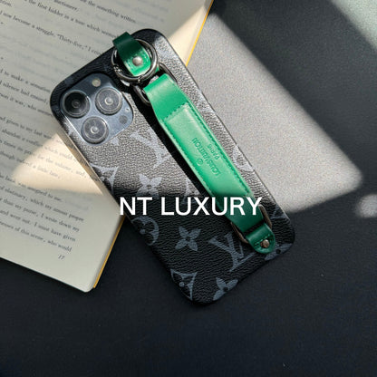 Traditional Leather Waistband Phone Case (Love)