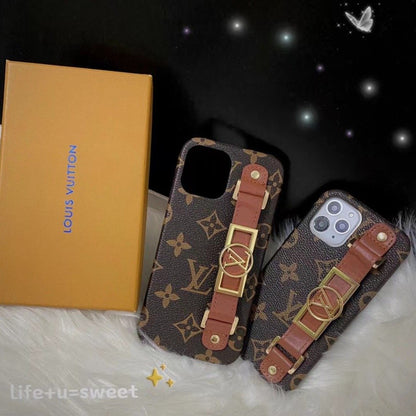Floral VIntage Design L Phone Case For iPhone