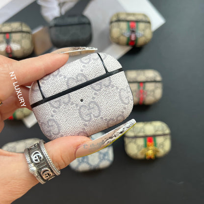 Diverse Hüllen für AirPods
