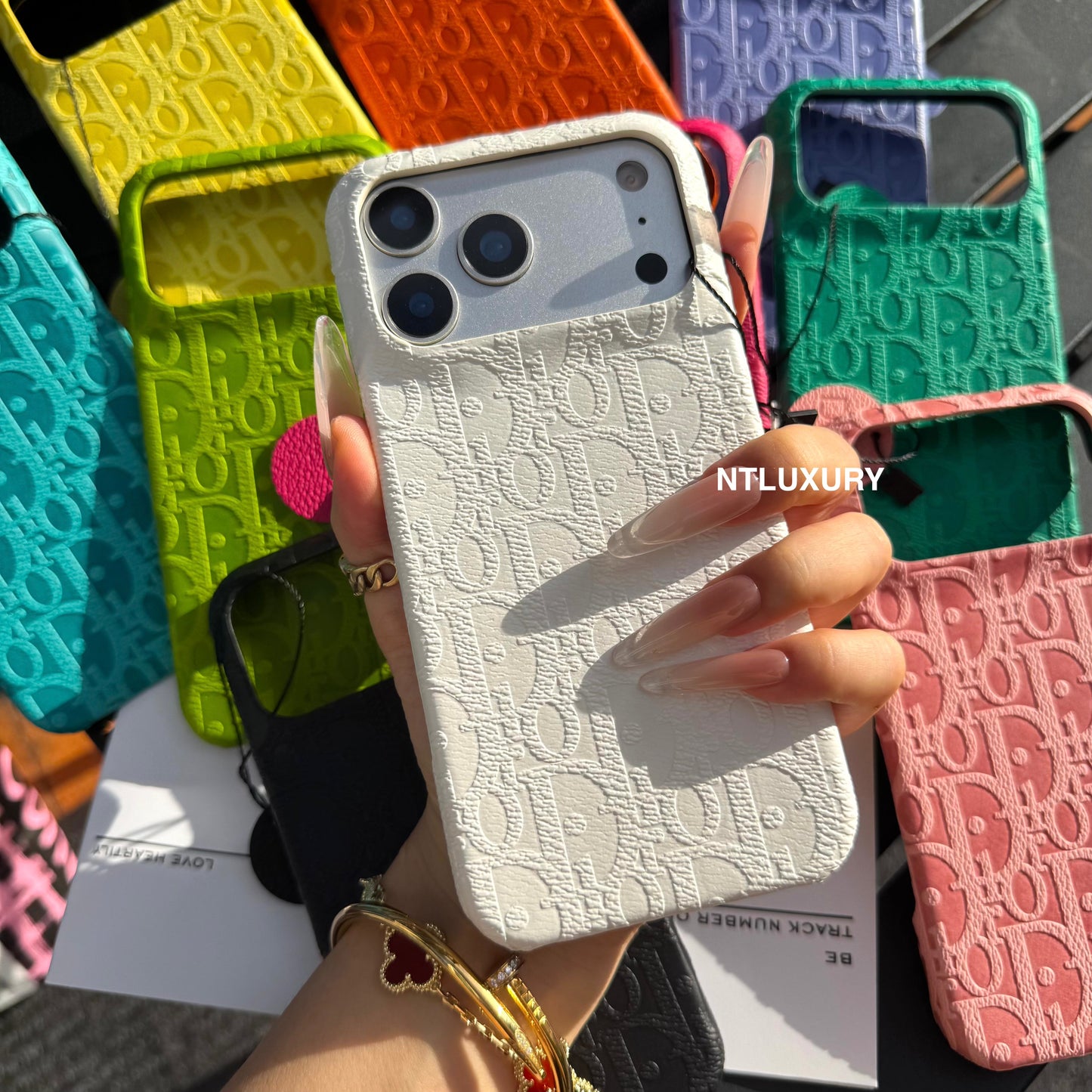 Colorful Dove Relief Samsung Case (10 Color)