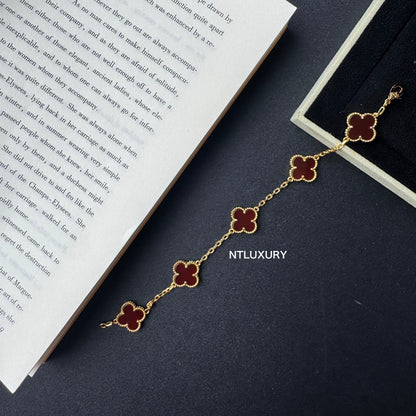 Armband "Muschel-Mädchen & Glänzende Blätter" (Rot)