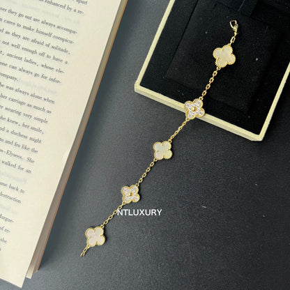 Bracelet La Fille Coquillage et Feuilles Scintillantes (Blanc)