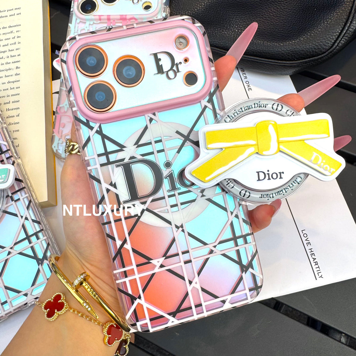 Chameleon Dove Magsafe Phone Case with Bow Knot Holder