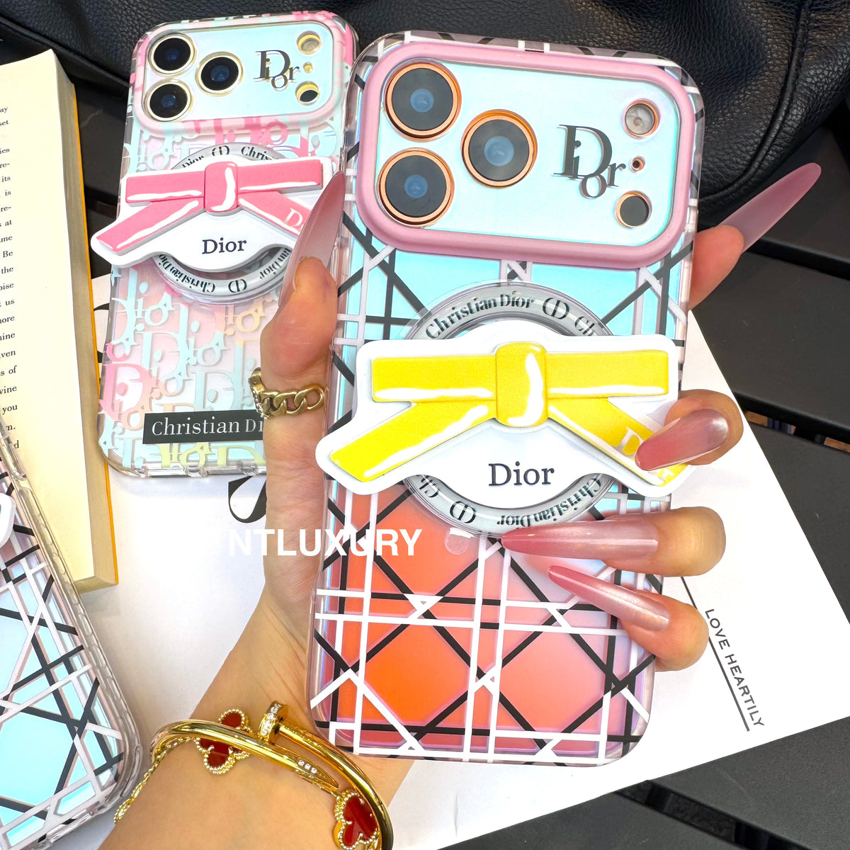 Chameleon Dove Magsafe Phone Case with Bow Knot Holder