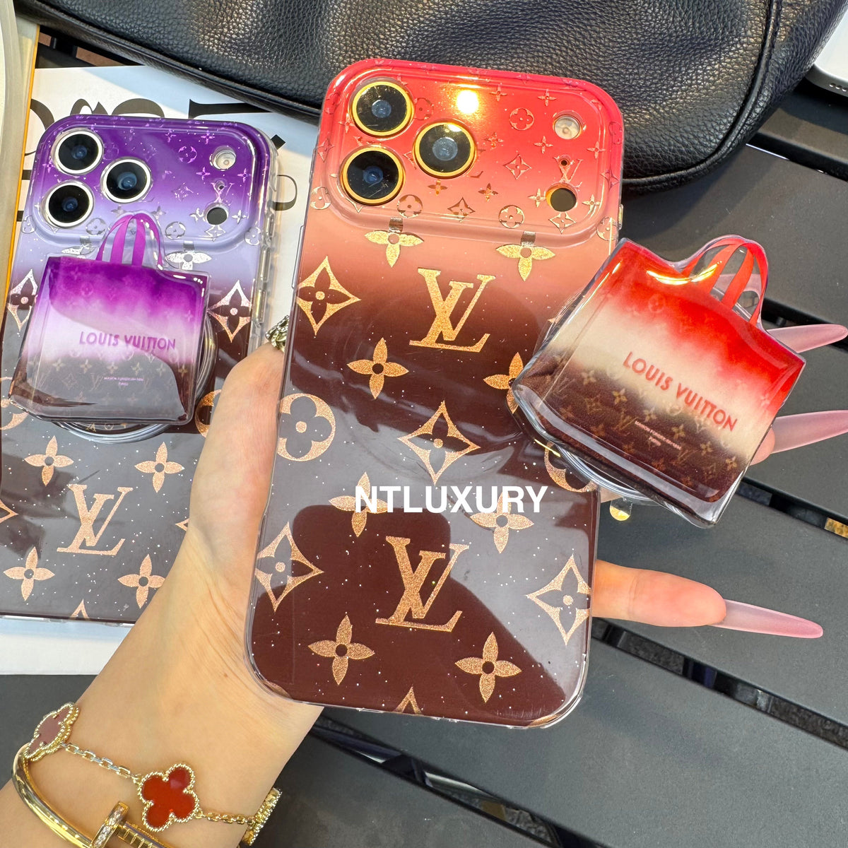 Ombre Love Magsafe Phone Case with Bags Holder