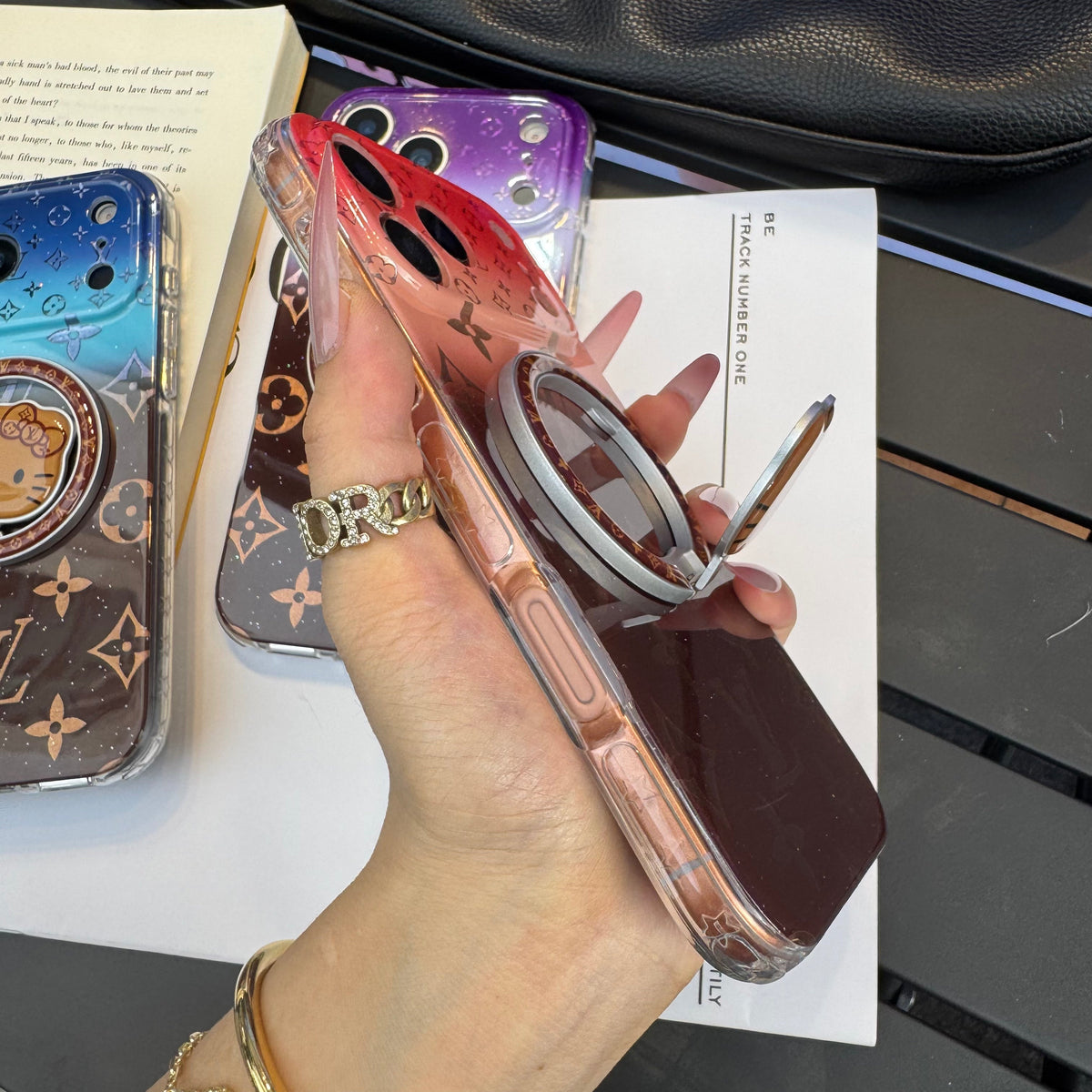 Ombre Love Magsafe Phone Case with New Cat Holder