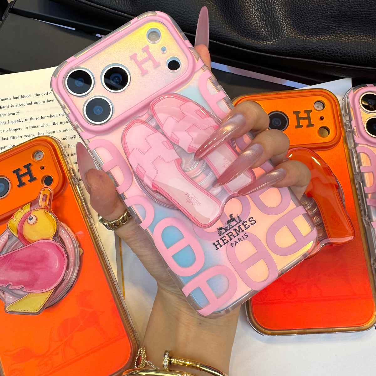 Chameleon Horse Magsafe Phone Case with Shoes Holder