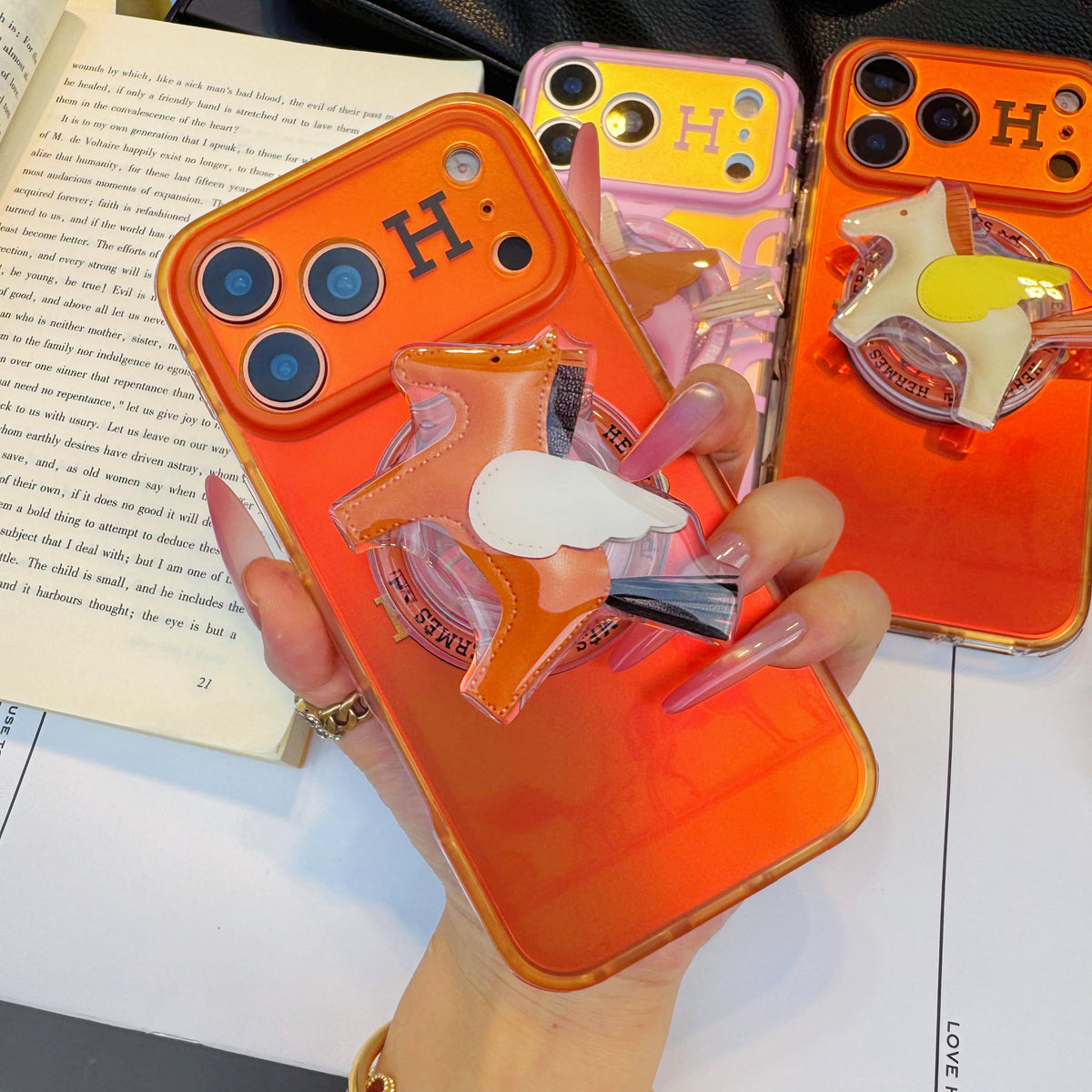Chameleon Horse Magsafe Phone Case with Horse Holder