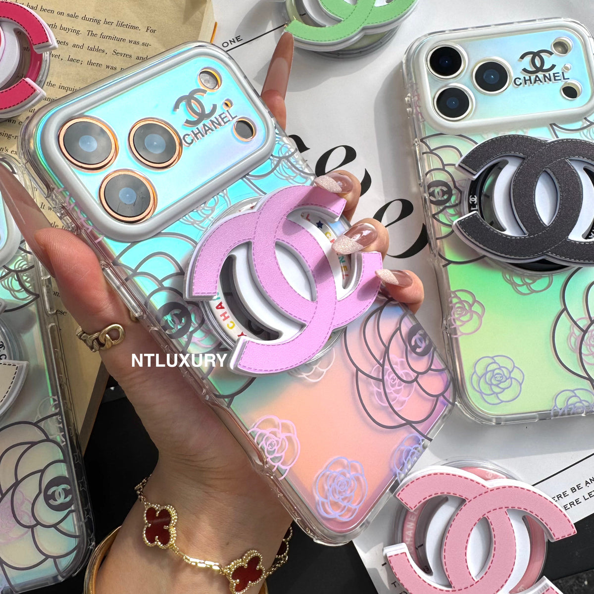 Chameleon Flower Magsafe Phone Case with CC Holder