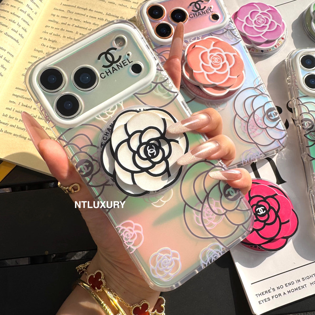 Chameleon Flower Magsafe Phone Case with Flower Holder