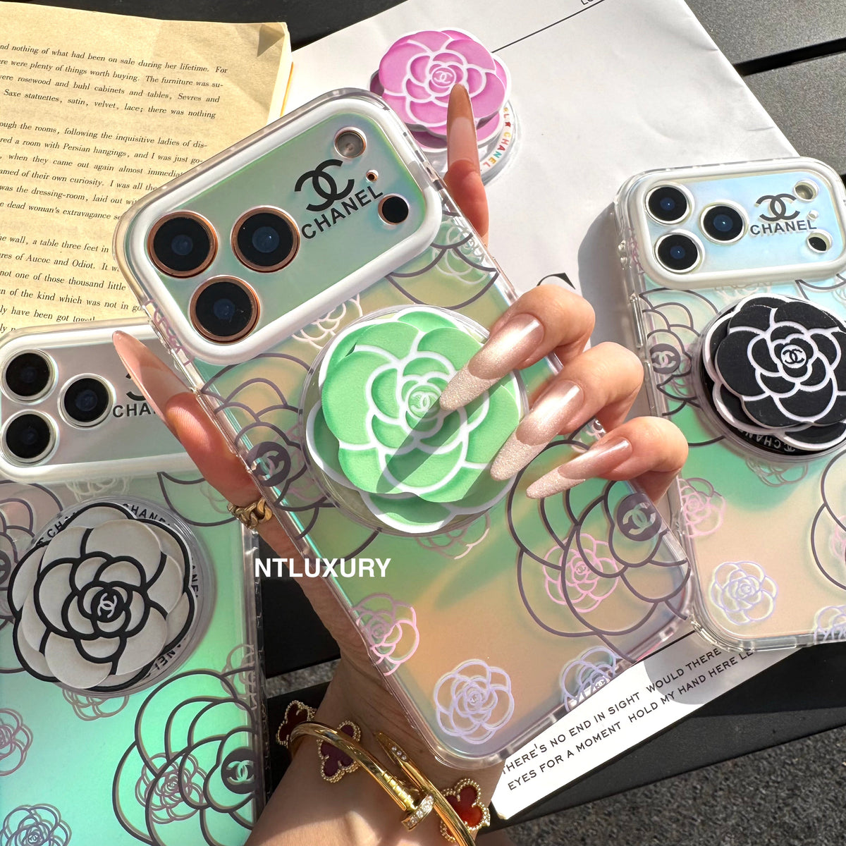 Chameleon Flower Magsafe Phone Case with Flower Holder