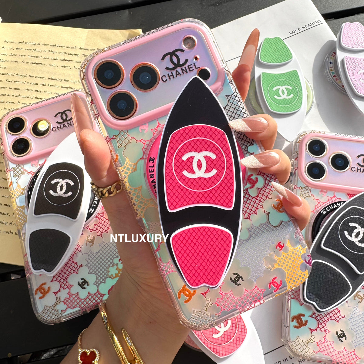 Chameleon Colorful CC Magsafe Phone Case with Skateboard Holder