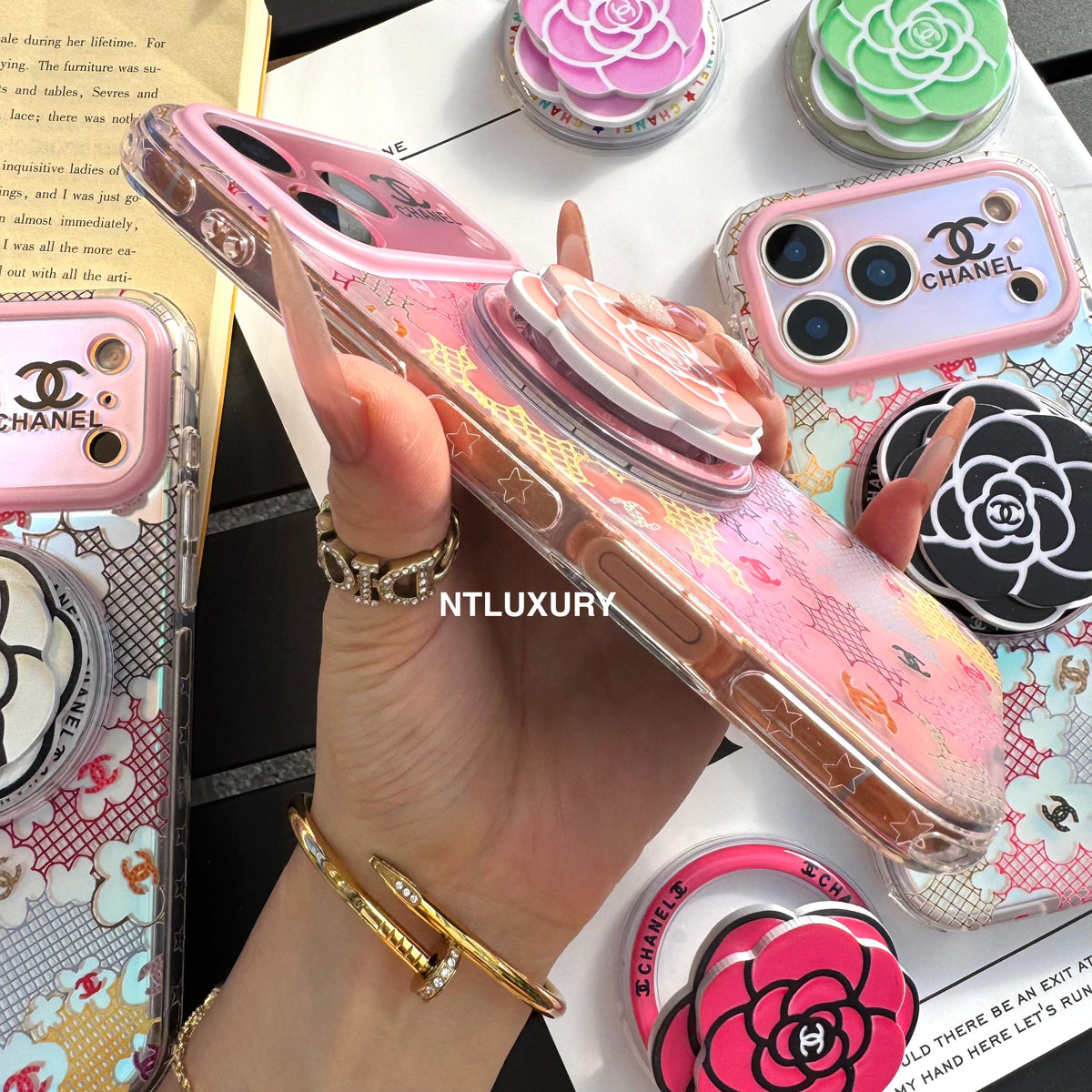 Chameleon CC Magsafe Phone Case with Flower Holder