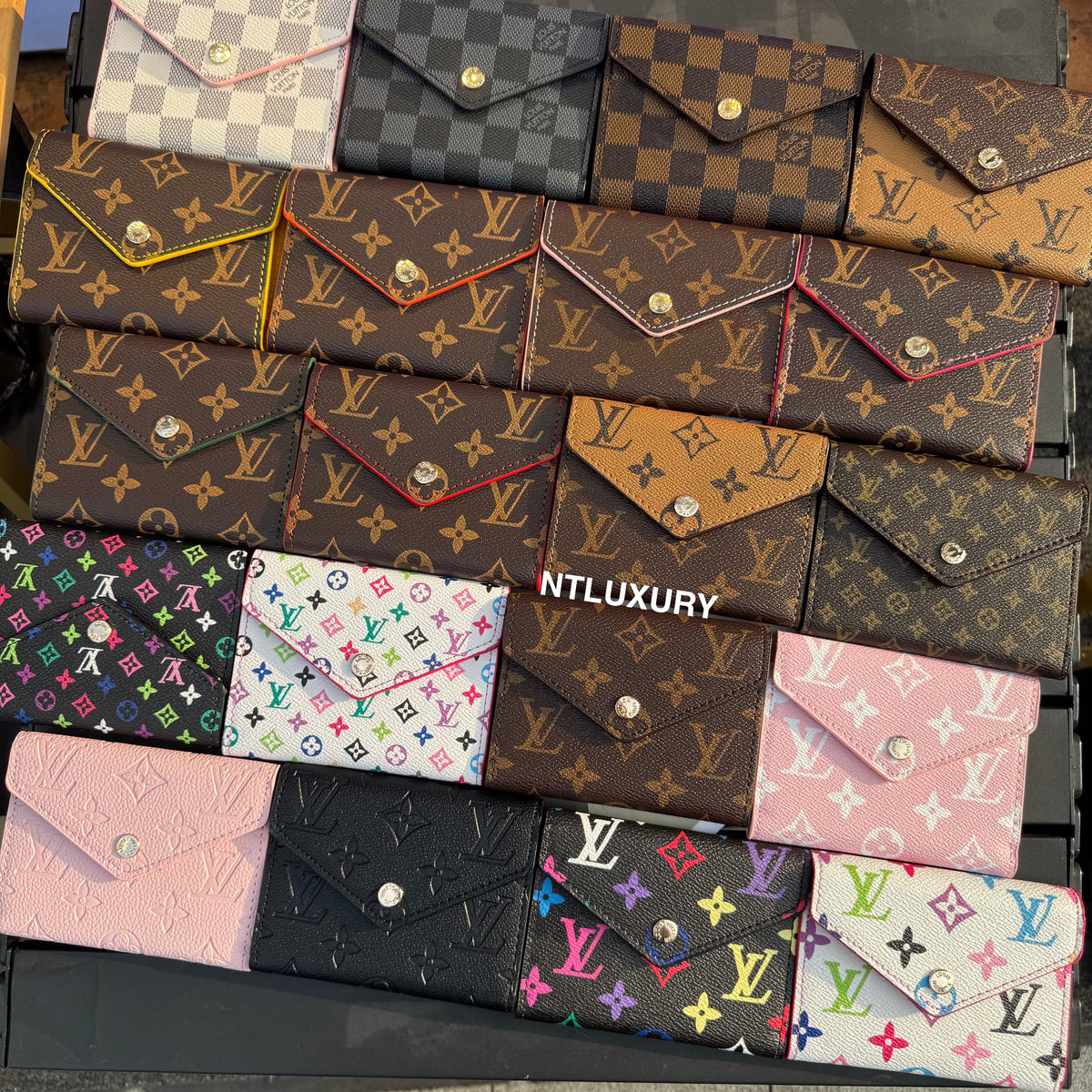 Traditional Design Love Cute Wallet (Colorful)