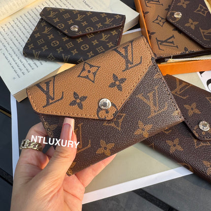 Traditional Design Love Cute Wallet (Traditional)