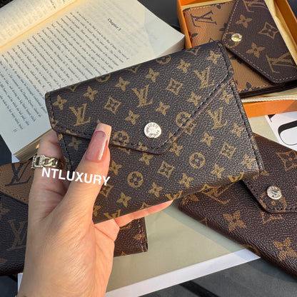 Traditional Design Love Cute Wallet (Traditional)