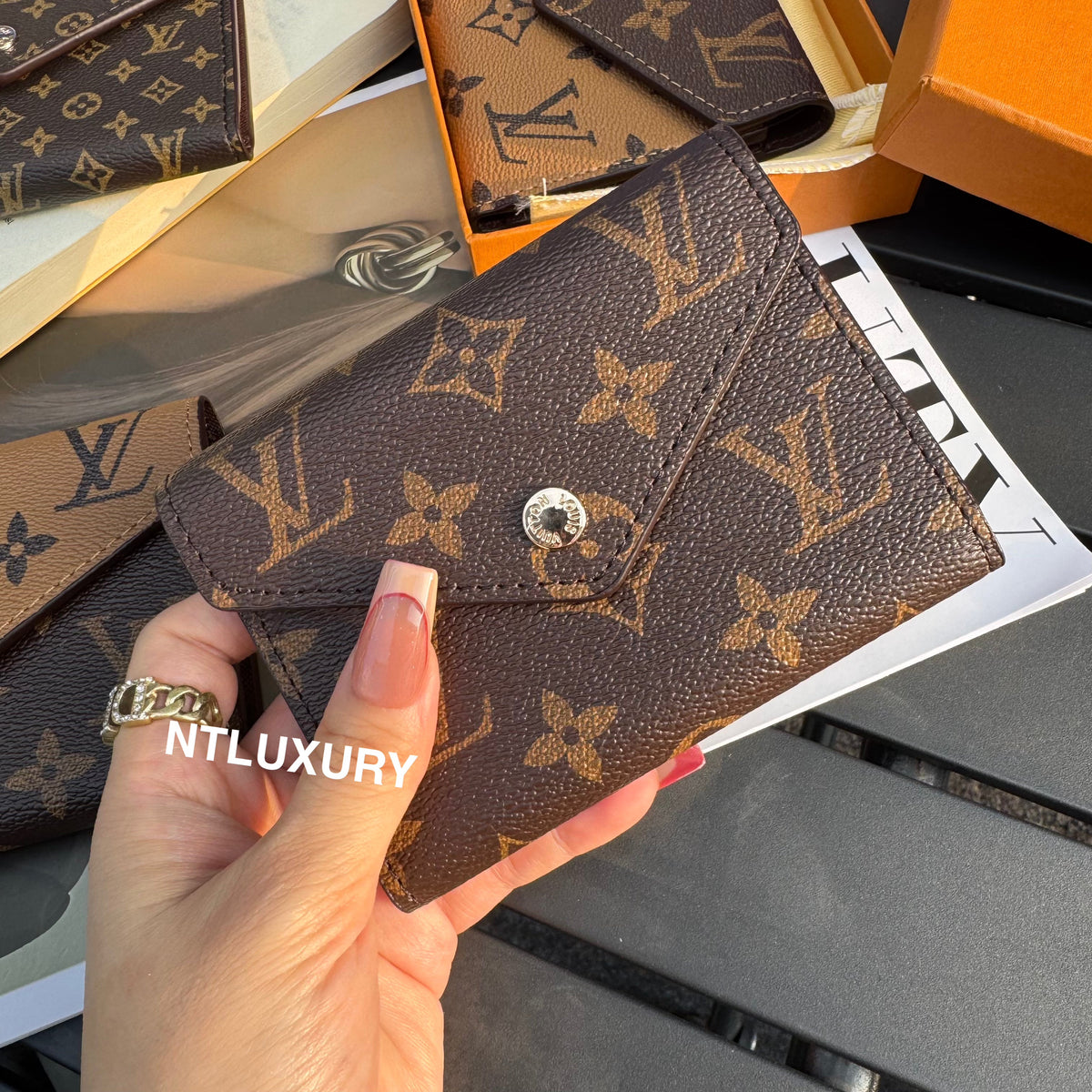 Traditional Design Love Cute Wallet (Traditional)