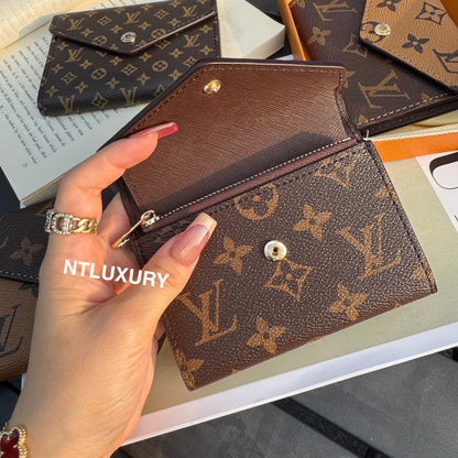 Traditional Design Love Cute Wallet (Traditional)
