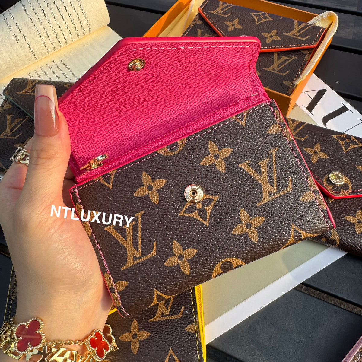 Traditional Design Love Cute Wallet (Colorful)