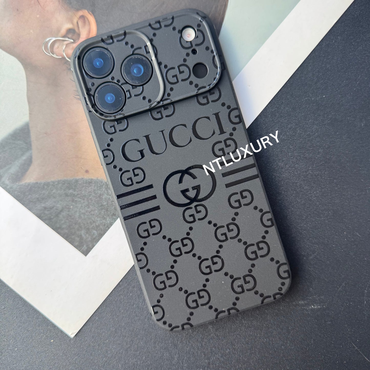 Coque de téléphone noire tendance ( G )