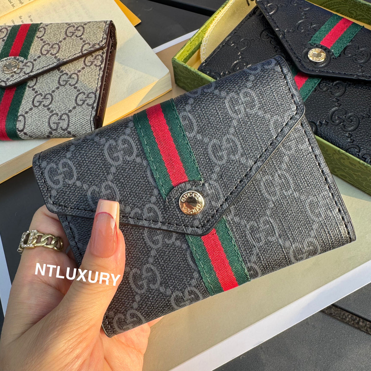 Traditional Design Good Cute Wallet