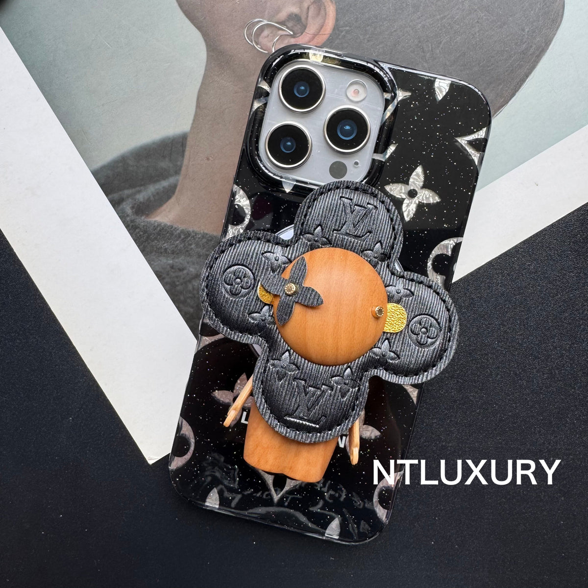 VV Doll Love Phone Case with Magsafe Holder