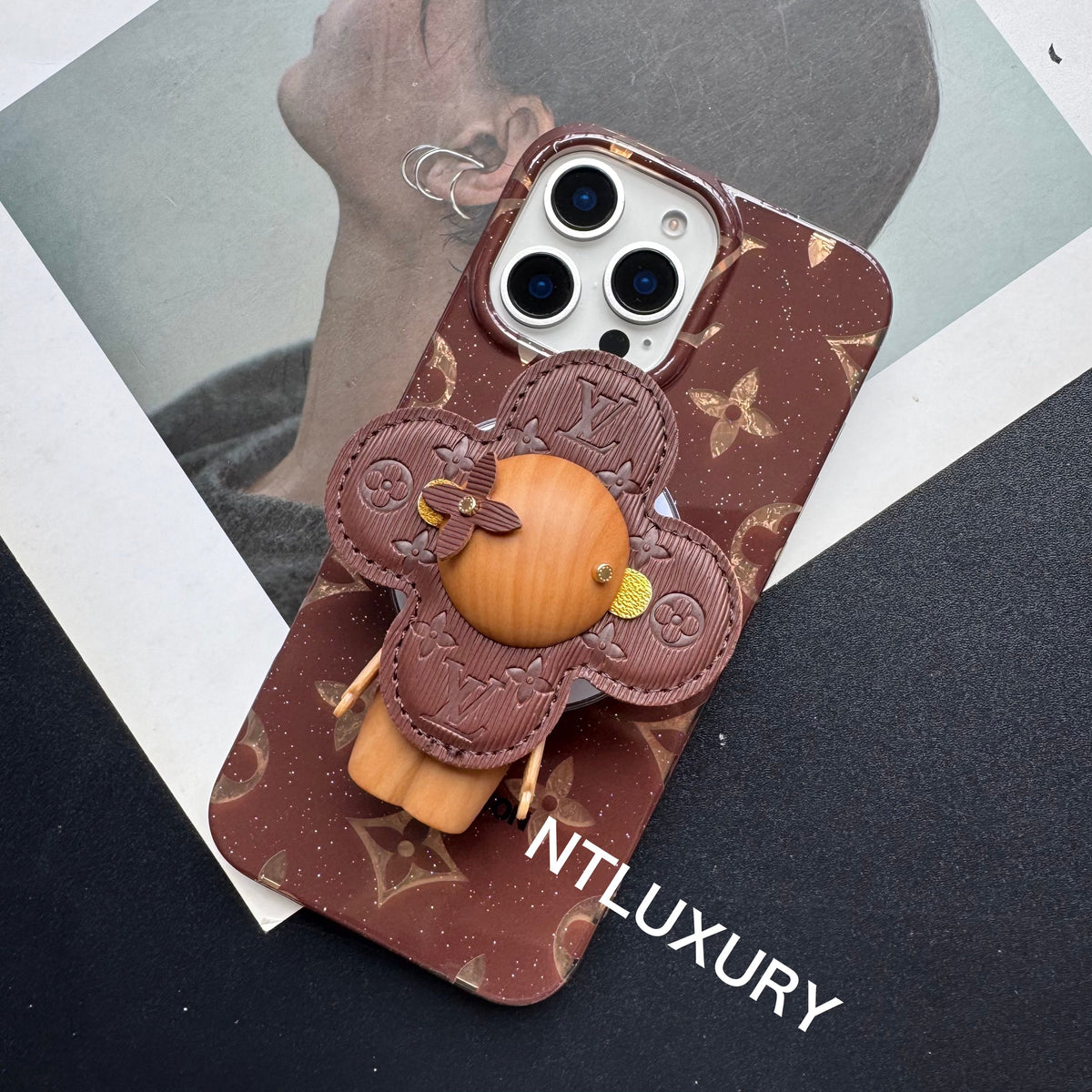 VV Doll Love Phone Case with Magsafe Holder