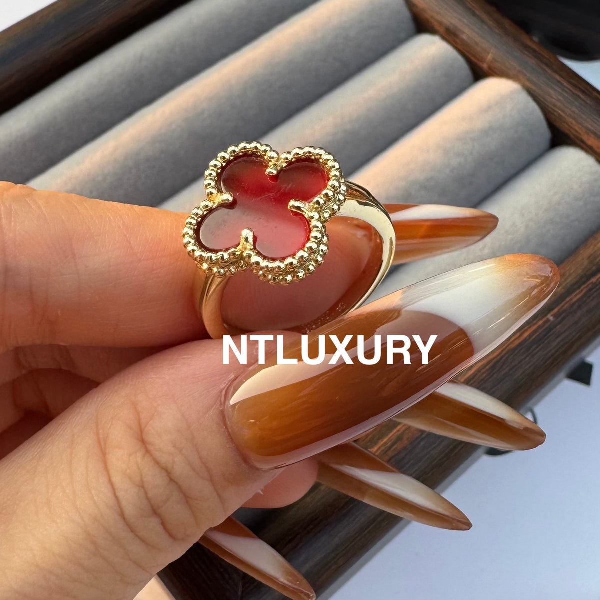 Leaves Gold Designs 4 Set (Earrings+Ring+Bracelet +Necklace) - Red