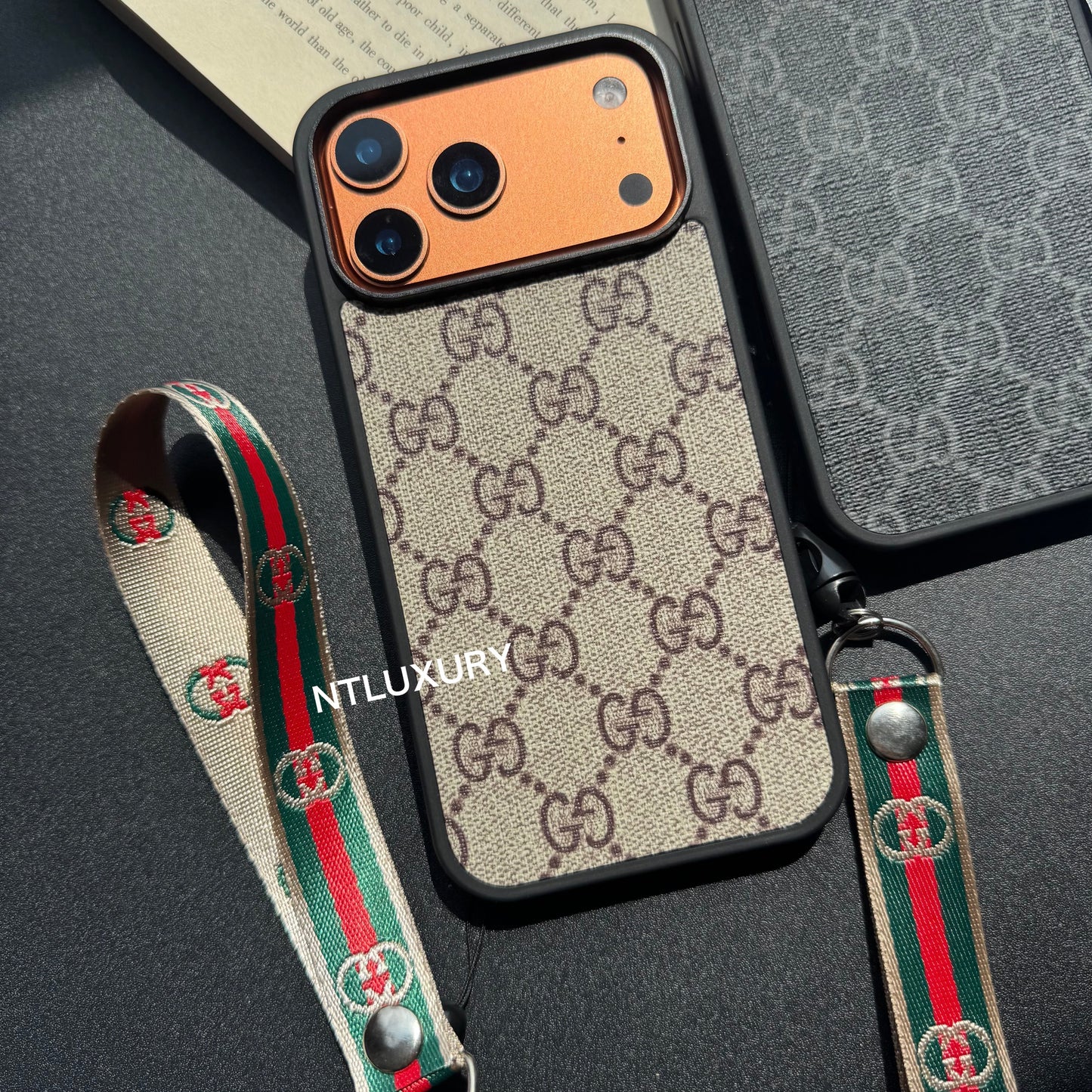 New Fancy Traditional Phone Case with Stripe (Good)