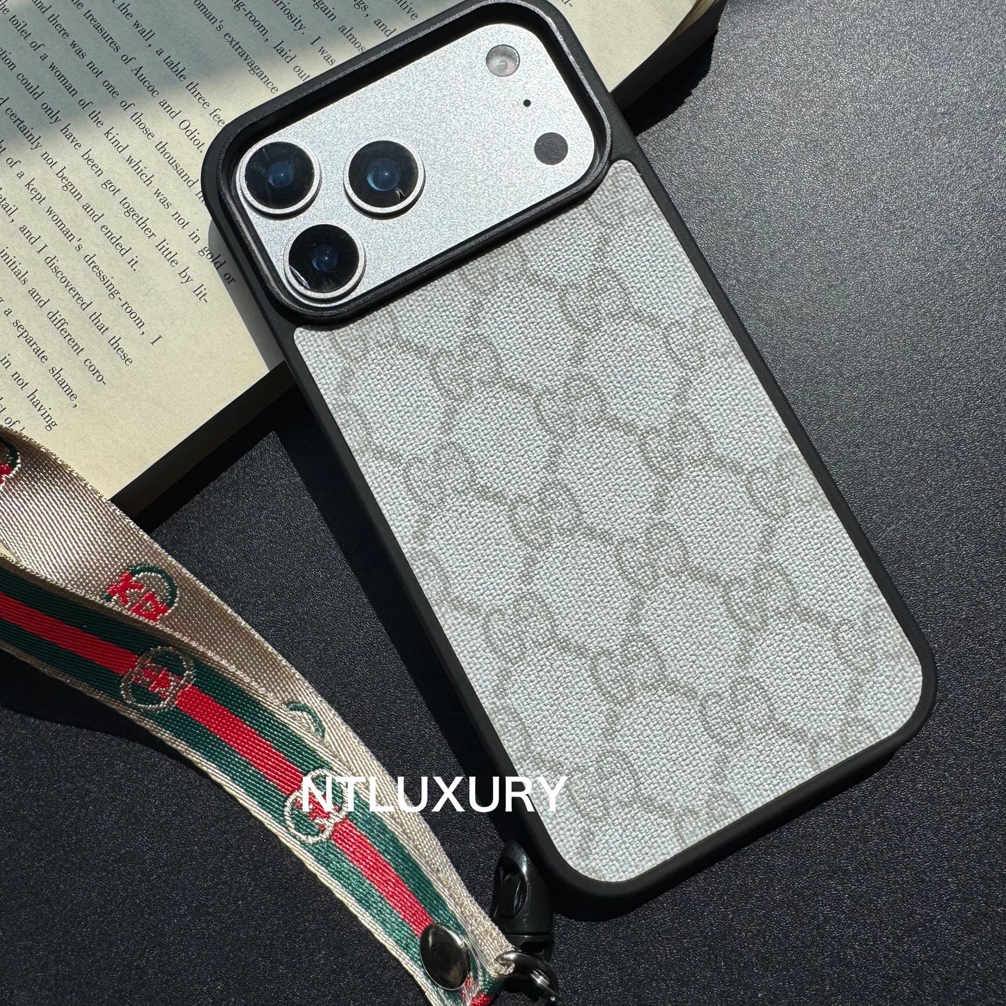 New Fancy Traditional Phone Case with Stripe (Good)