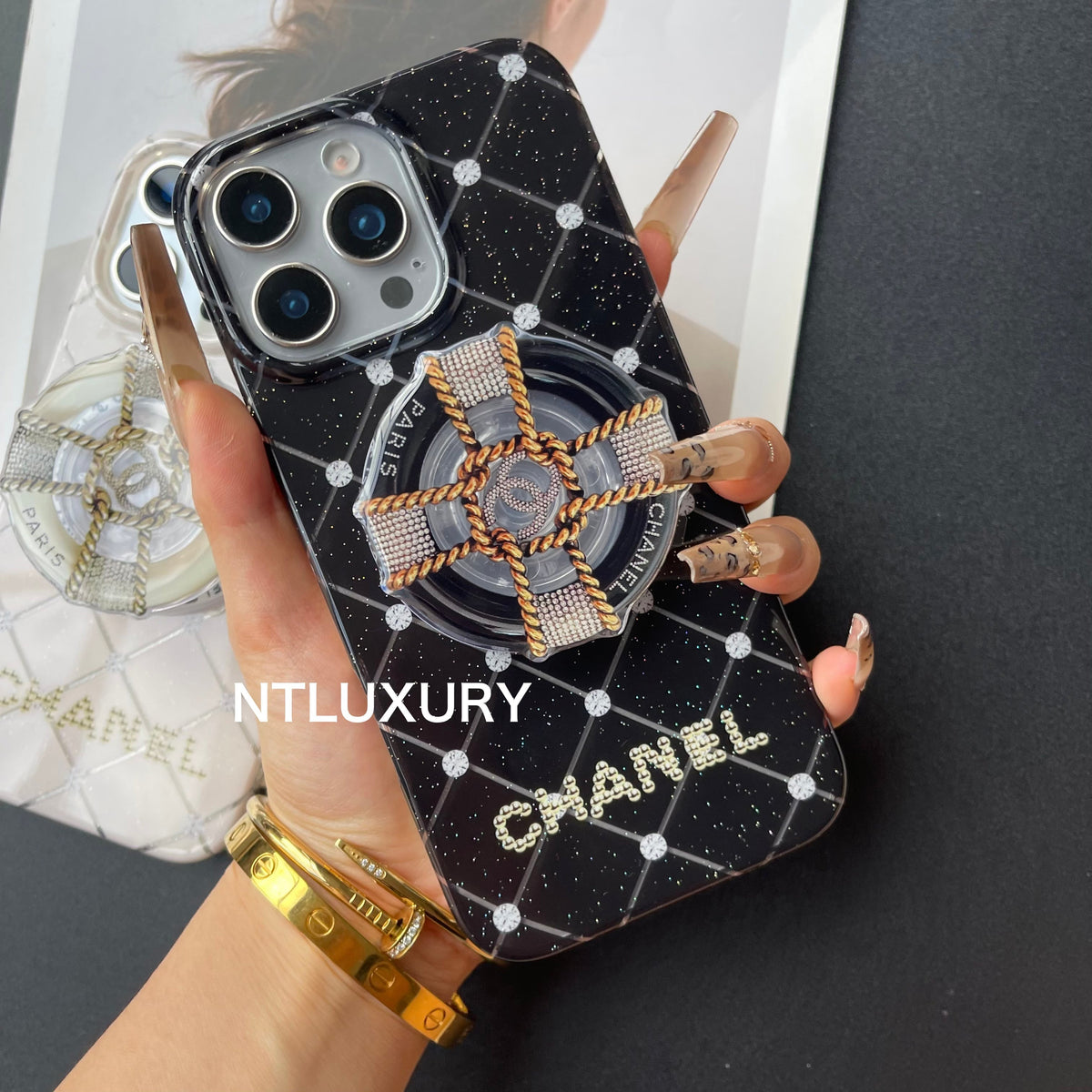 Circle Girl MagSafe Phone Case with MagSafe Holder